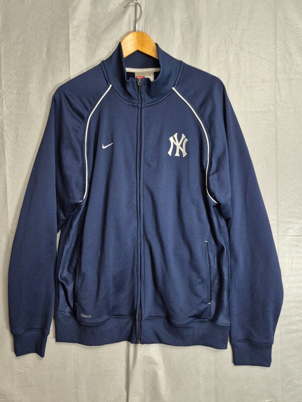 Nike NY Yankees Jacket Blue Dri Fit Zip Athletic MLB Mens Large Stitching 0685